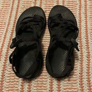 Black Strappy Chaco